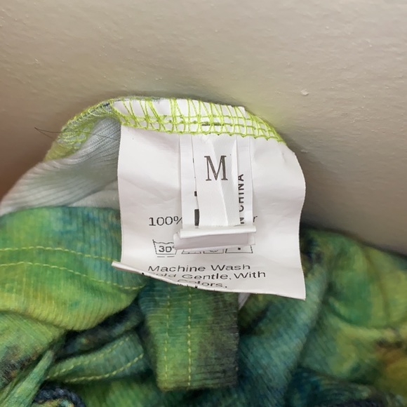 🌸2/$10🌸 Green and Black Tie Dye Drawstring Pencil Skirt - Picture 3 of 3